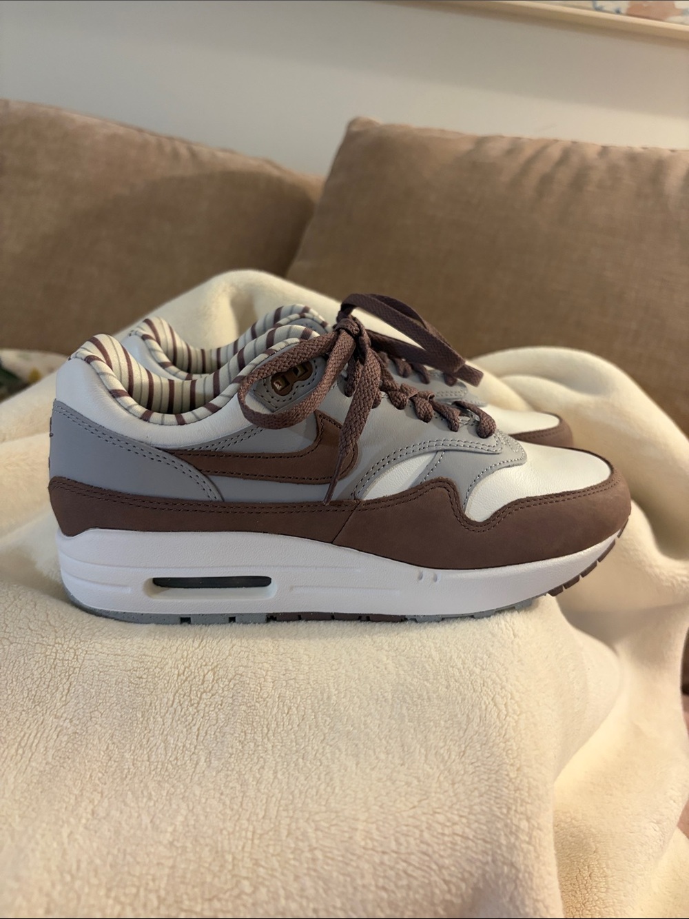 Nike Men's Brown, Gray and White Low-Top Sneakers